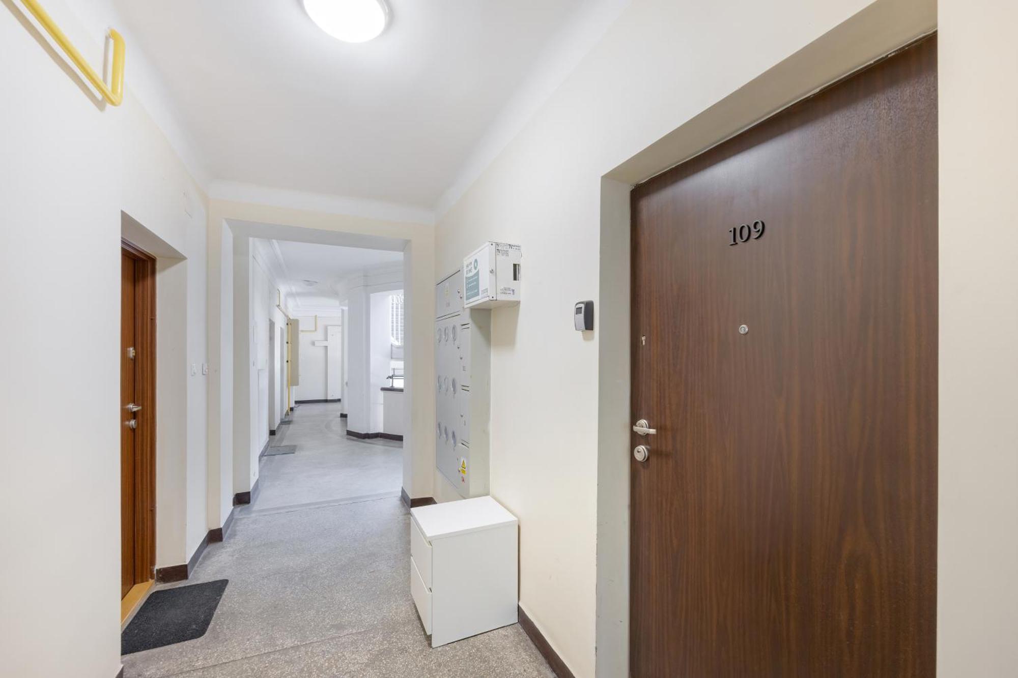 J&W Apartments Studio Solidarnosci Varsó Kültér fotó